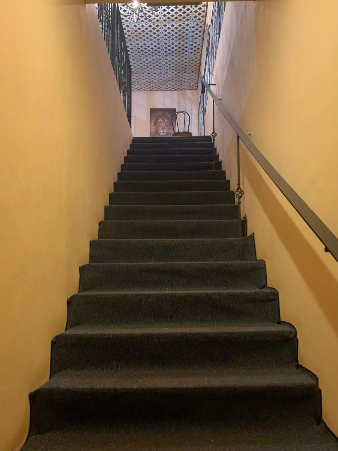 Black Lion Inn Santiago Bagian luar foto