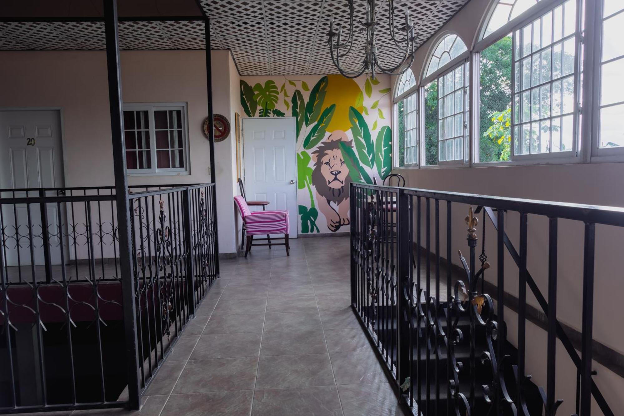 Black Lion Inn Santiago Bagian luar foto